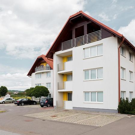 Apartments Моравске-Топлице Экстерьер фото