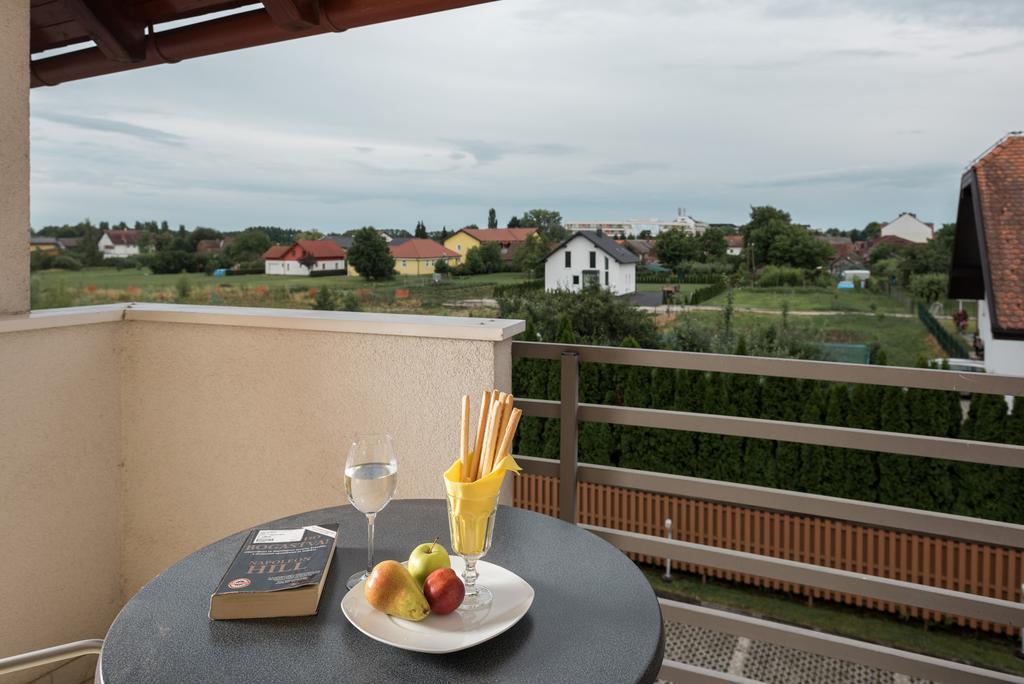 Apartments Моравске-Топлице Экстерьер фото