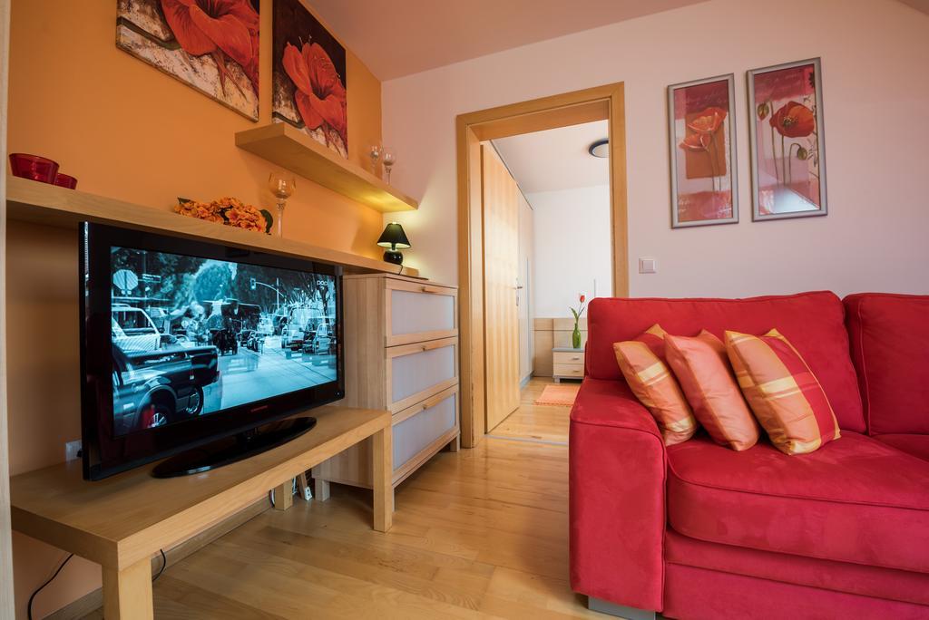 Apartments Моравске-Топлице Экстерьер фото